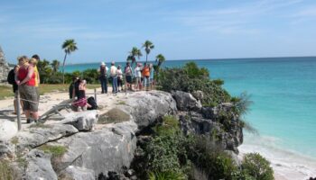Crecen 7.2% divisas por turismo en primer semestre