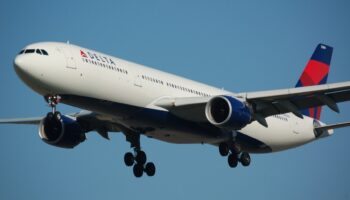 Expande Delta servicios desde Los Ángeles a México
