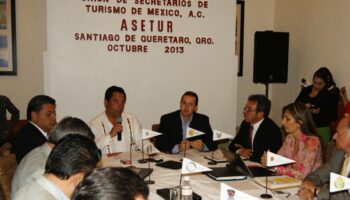 Piden secretarios de turismo revisión de Reforma Hacendaria