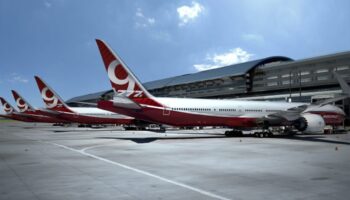 Aerolíneas muestran su poder en Salón Aeronáutico de Dubai