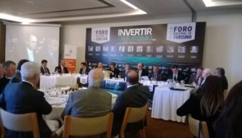 Advierten empresarios obstáculos para la inversión turística
