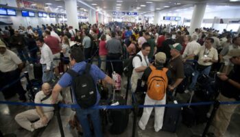 Prevé IATA crecimiento de demanda del transporte aéreo