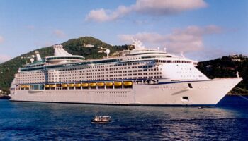 Ofrece Royal Caribbean descuentos a afectados por brote gastrointestinal