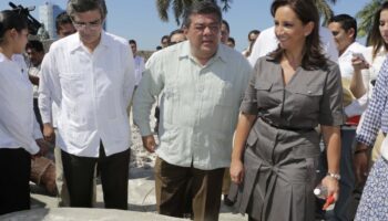 Destacan cifras récord por captación de divisas