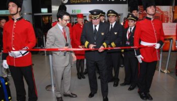Inaugura Avianca primer vuelo a Londres