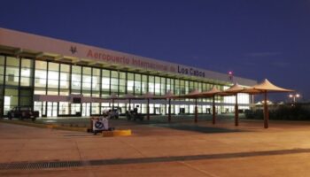 Dan fecha para inicio de operaciones del aeropuerto de Los Cabos
