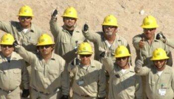 CFE prepara operativo y bancos permanecerán cerrados por Patricia