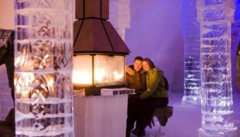 Quebec abre hotel de Glace