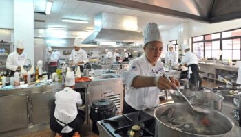 El sector turístico alcanzó su nivel más alto de empleo