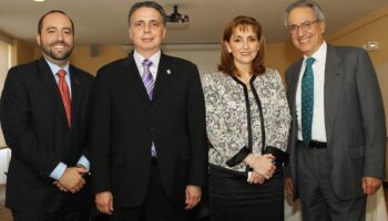 Llevan a Harvard casos de éxito en economía y turismo