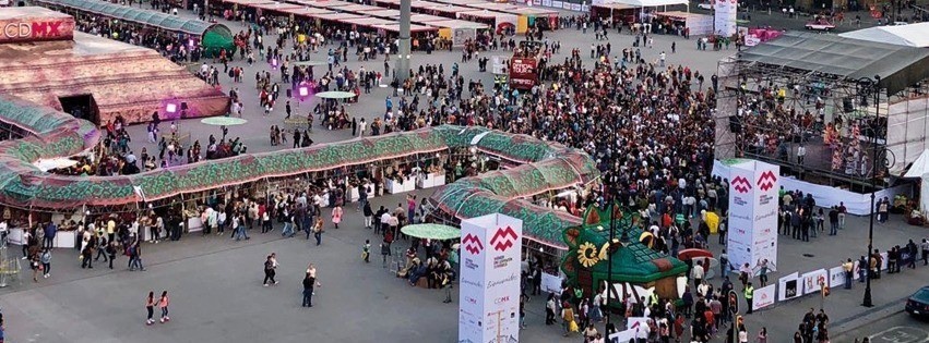 Feria “Corazón de México”: desfile de rebozos potosinos