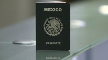 Suspenden expedición de pasaportes por coronavirus