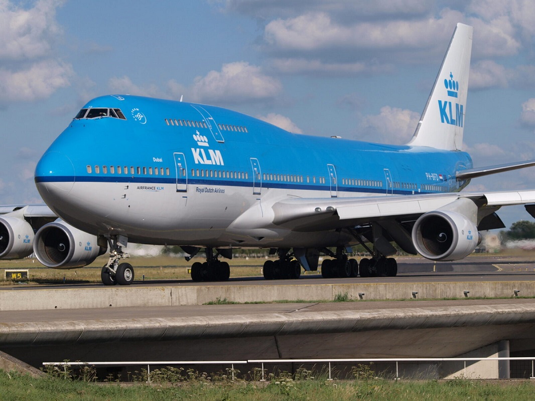 KLM-747-400