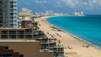 Cancún, Cozumel, Puerto Morelos e Isla Mujeres arrancan al 30% de su capacidad