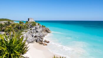 Balacera en restaurante de Tulum deja dos muertos