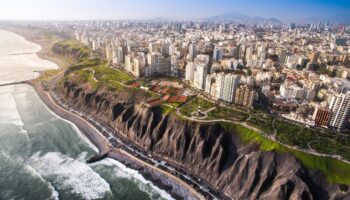 Perú amplía rutas de conexión aérea internacional