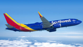 Southwest se disculpa tras la cancelación de 2,000 vuelos