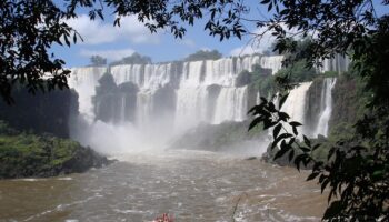 Argentina reduce vuelos a México y Europa por Covid