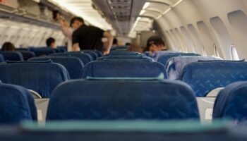 Lenta reactivación de viajes por baja tasa de vacunación