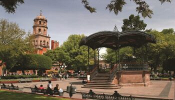 Guanajuato y Querétaro continúan con capacitación turística