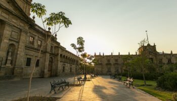 Destinos turísticos de Jalisco captaron 9.1 mil mdp en verano