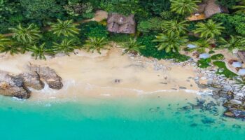 Puerto Vallarta captó 2.3 mil mdp por vacaciones de verano