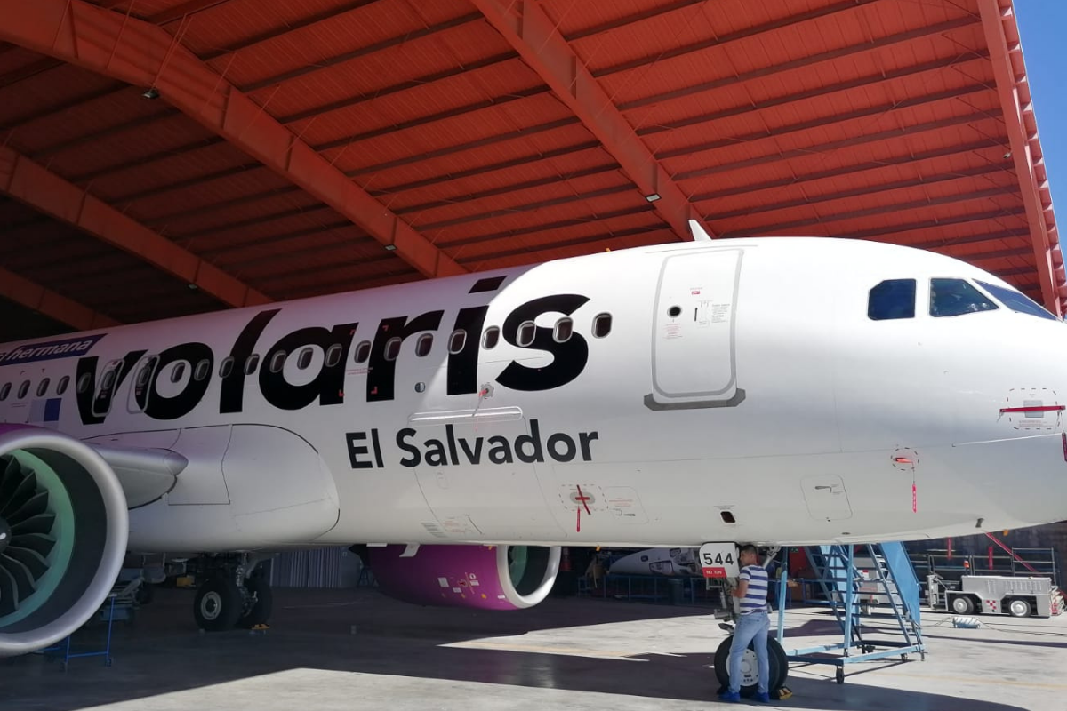 Avión de Volaris El Salvador