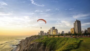Volaris inaugurará vuelos a Perú desde Cancún y CDMX