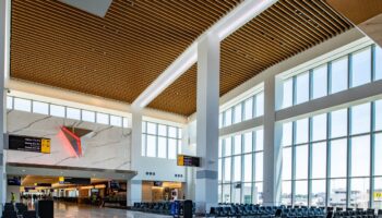 El aeropuerto LaGuardia en Nueva York inauguró la Terminal C