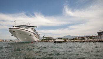 Puerto Vallarta recibe 255 mil turistas por cruceros
