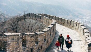 Volvieron los turistas chinos pero con menos dinero