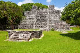Zona arqueológica de El Meco: historia frente al mar en Cancún